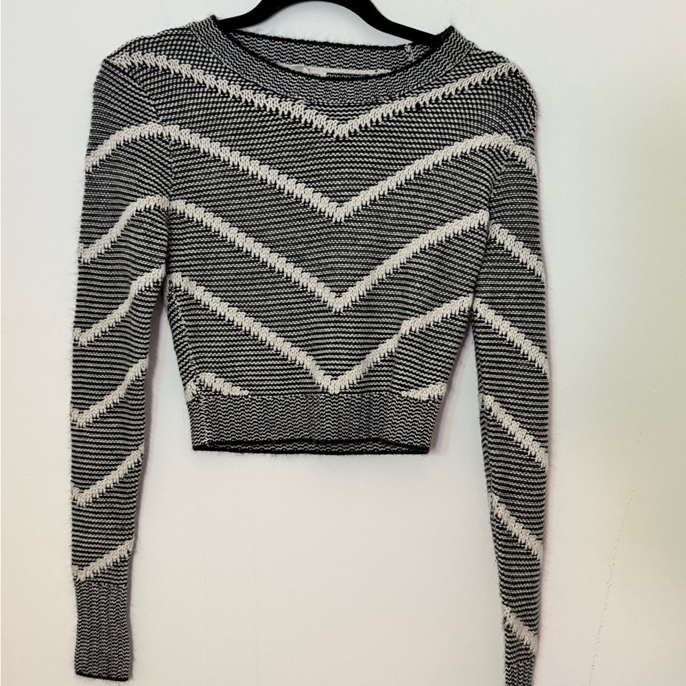 Black and White Chevron Knit Sweater